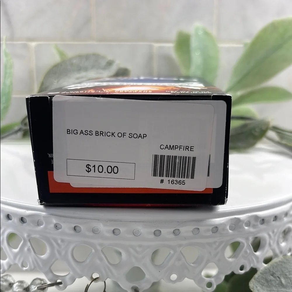 Duke Cannon “Big Ass Brick of Soap” – Campfire Scent